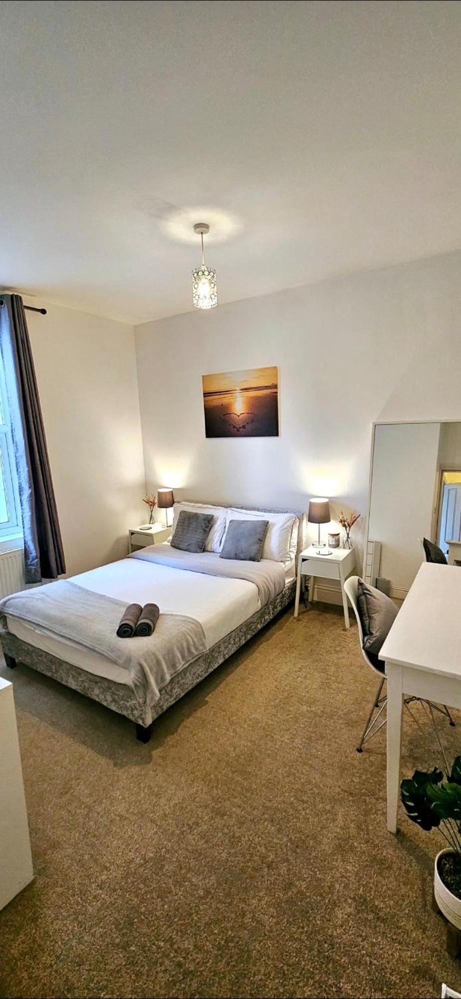 1 Bedroom Flat In 格雷夫森德 外观 照片